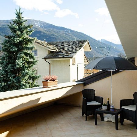 Sarre Skyline Apartment - Relax In Valle D'Аоста Екстериор снимка